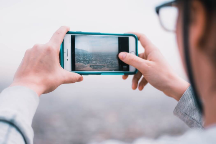 Create Stunning Videos from Images with Free AI Resources