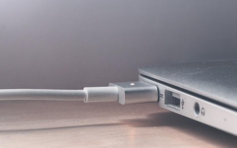 Buy Original Laptop Chargers Online from Buyerhub.pk – Delivered All Over Pakistan